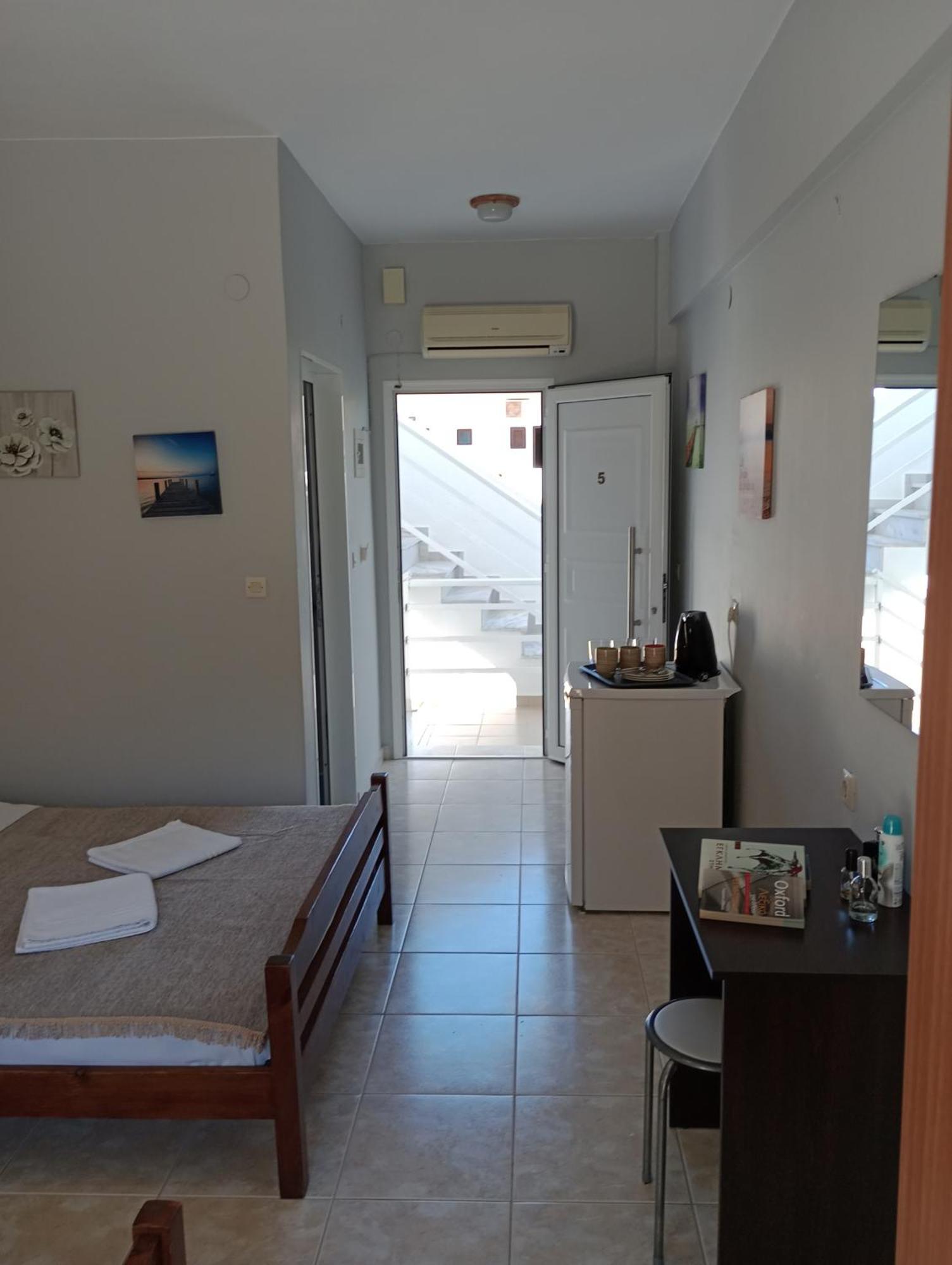 House Georgia Lejlighed Kallithea  Eksteriør billede